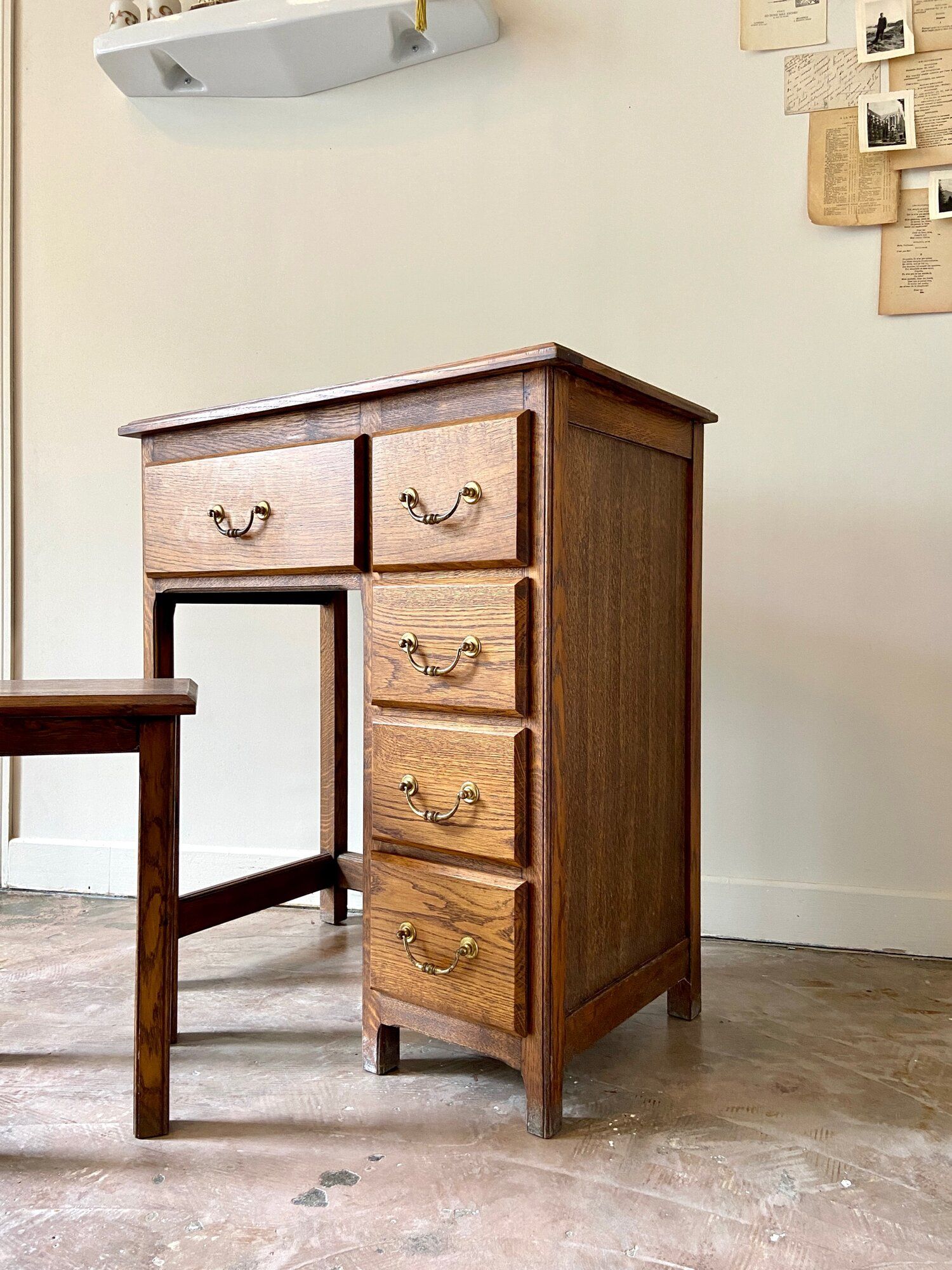 Desk 5 drawers and stool in dark ☐ wood 72 x 40 cm