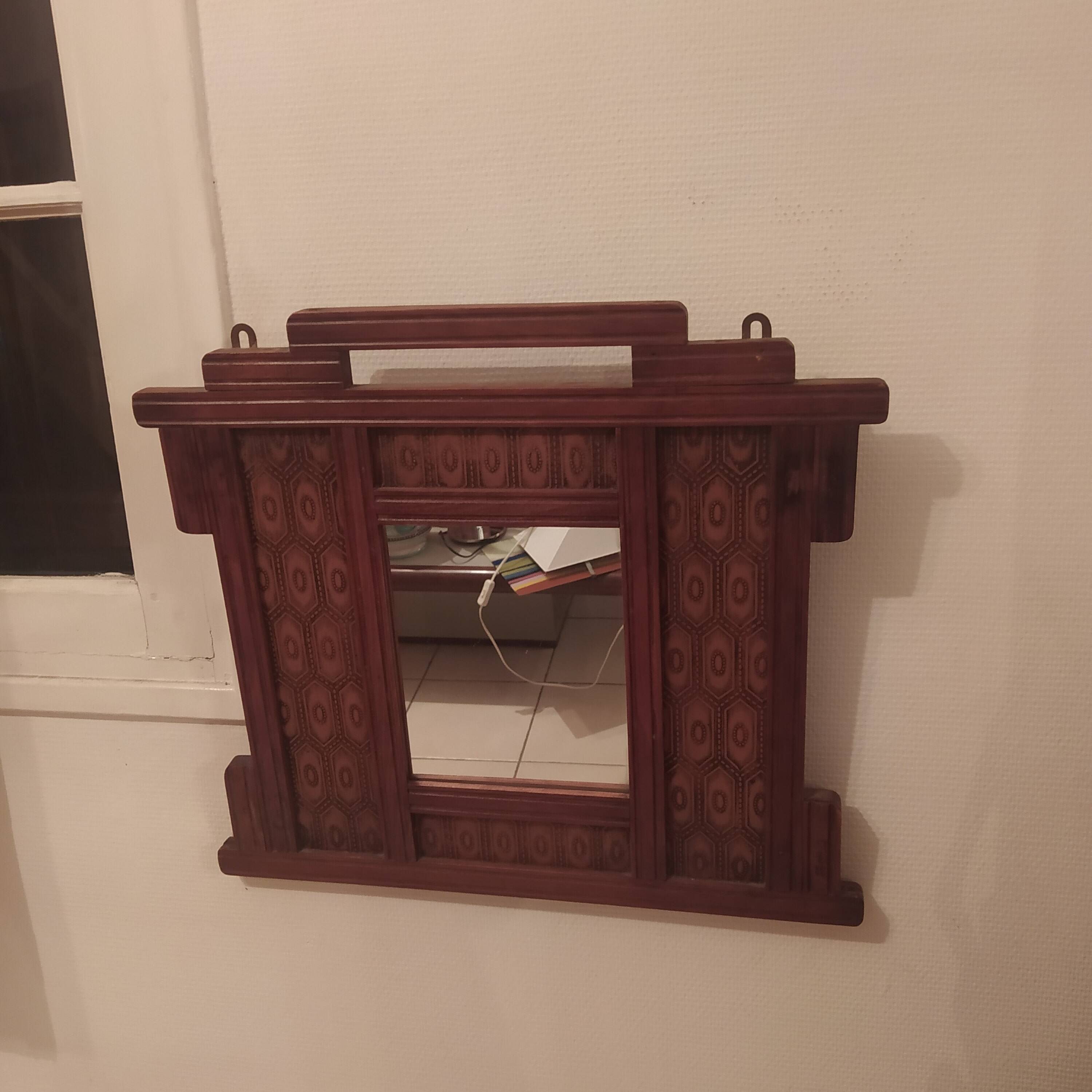 Art Deco wooden mirror manufactured by Innova 1930