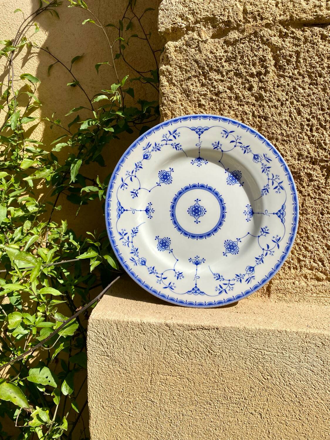 Queens Ingrid English Serving Platter