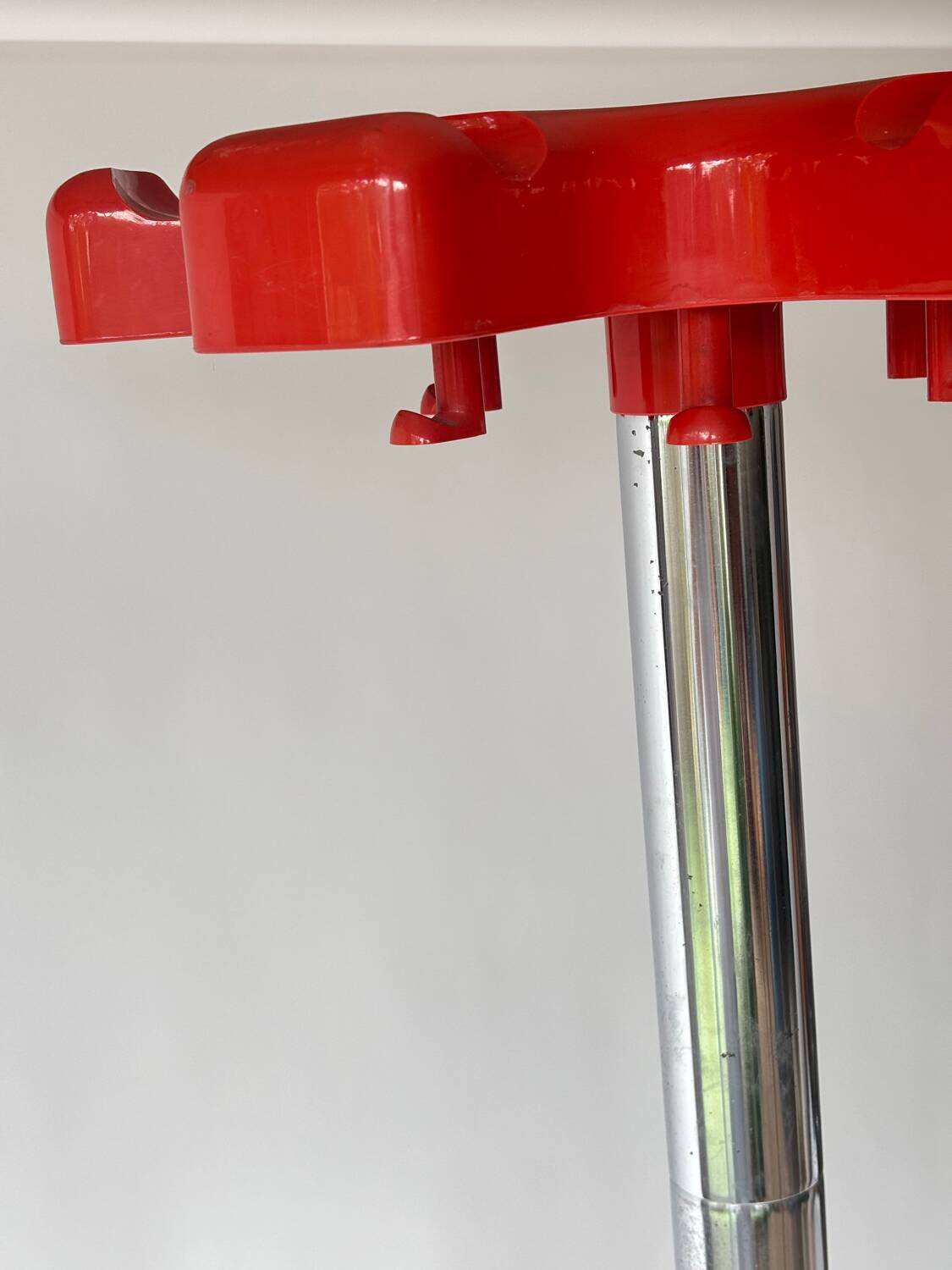 VIP coat rack Roberto Lucchi and Paolo Orlandini for Velca, 1970