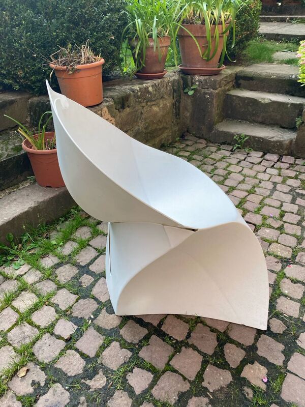 Chaise pliable abs blanc signée Flux Amsterdam vers 1980