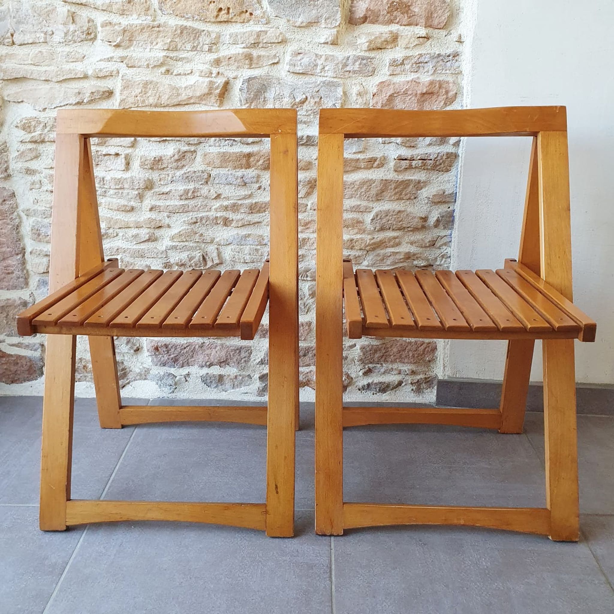 Folding chairs