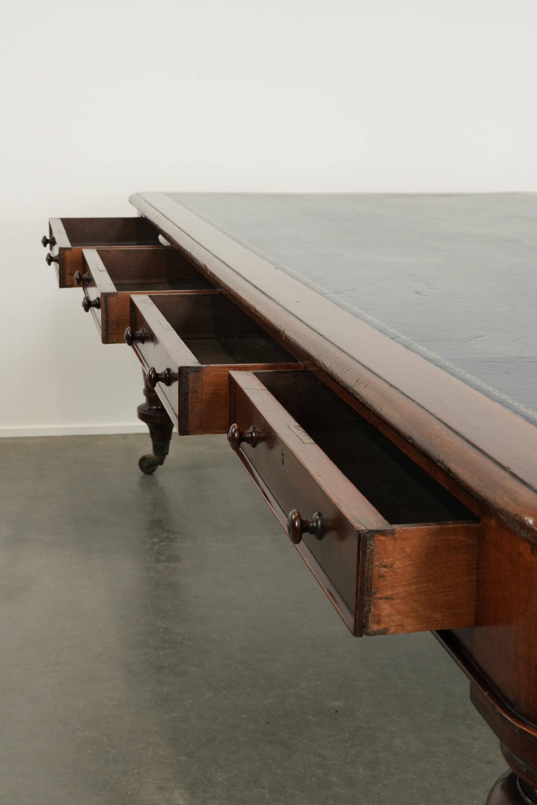 Antique English library table / writing table / desk from the 19th century