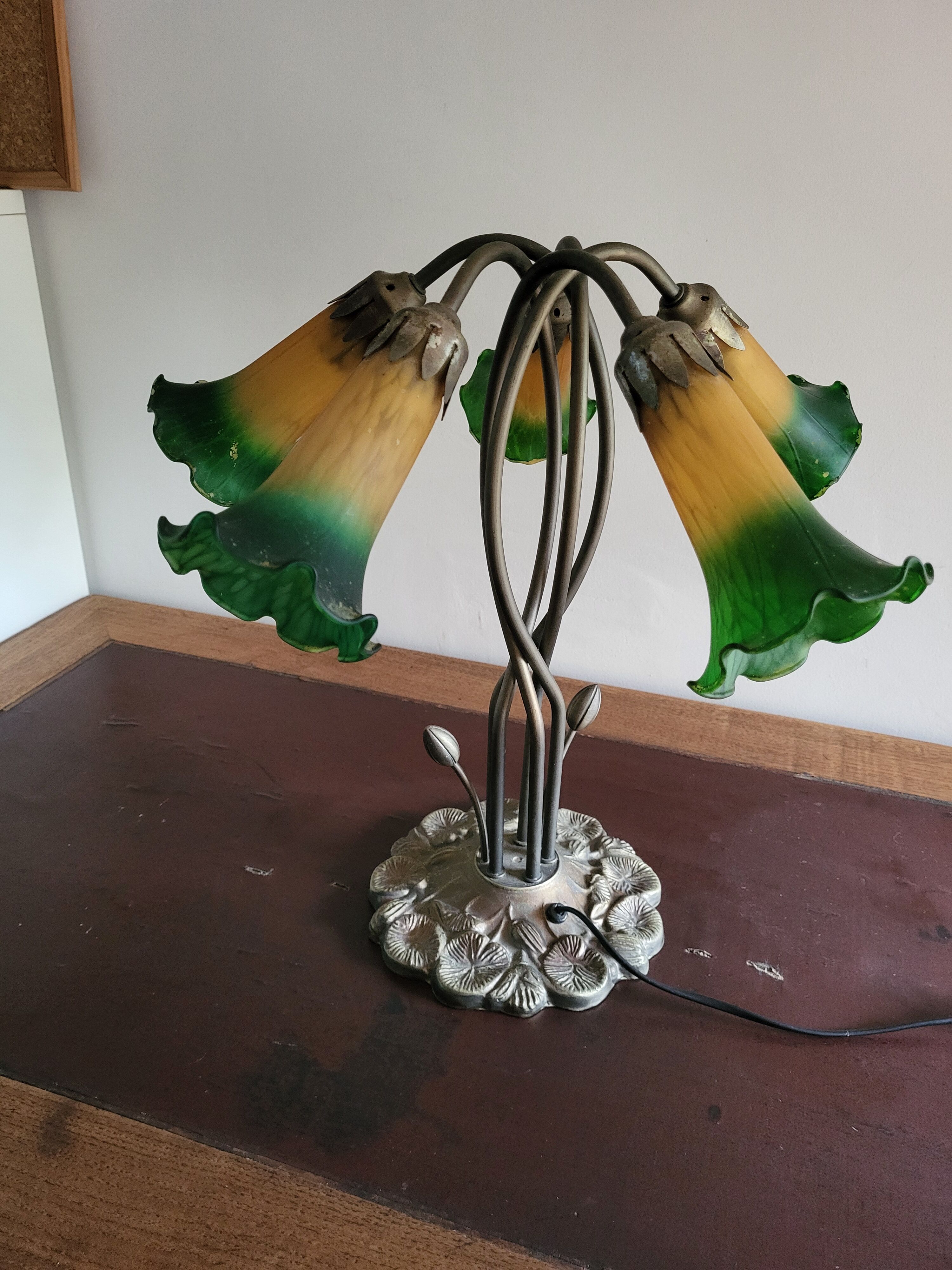 Lampe Tiffany vert ambré