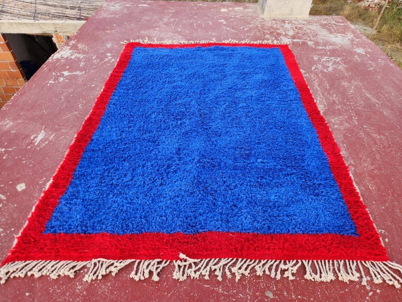 Authentic Beni Ouarain rug 250 x 180 cm – Cobalt blue and red – Piece
