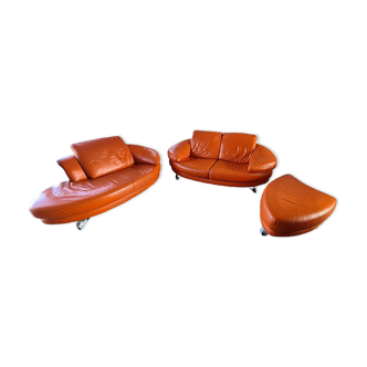 Vintage living room in orange leather Chateau d'Ax