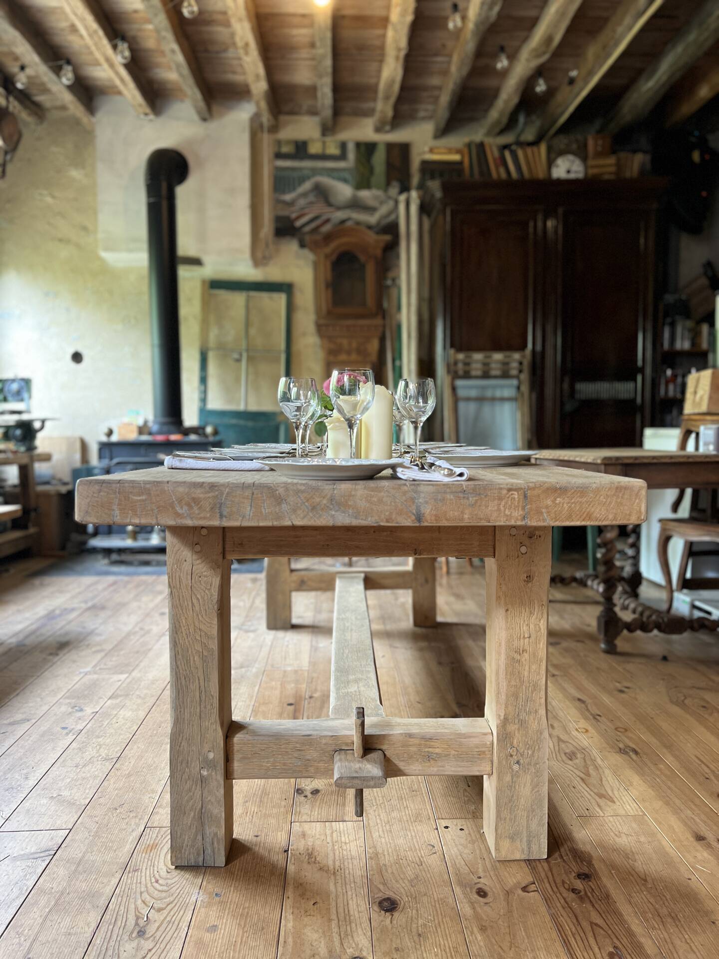 Farmhouse table - solid elm