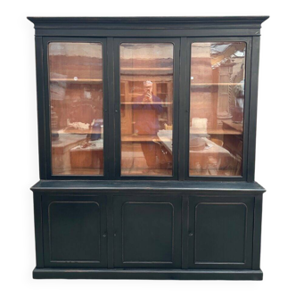 Large patinated library