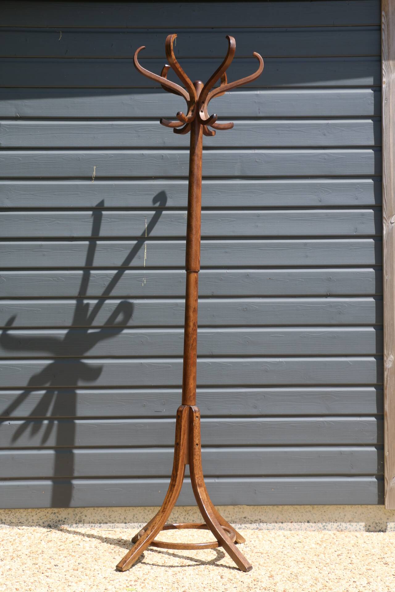 Dark BAUMANN parrot coat rack (A4)