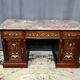 Bureau d'écriture victorien en palissandre par James Shoolbred.