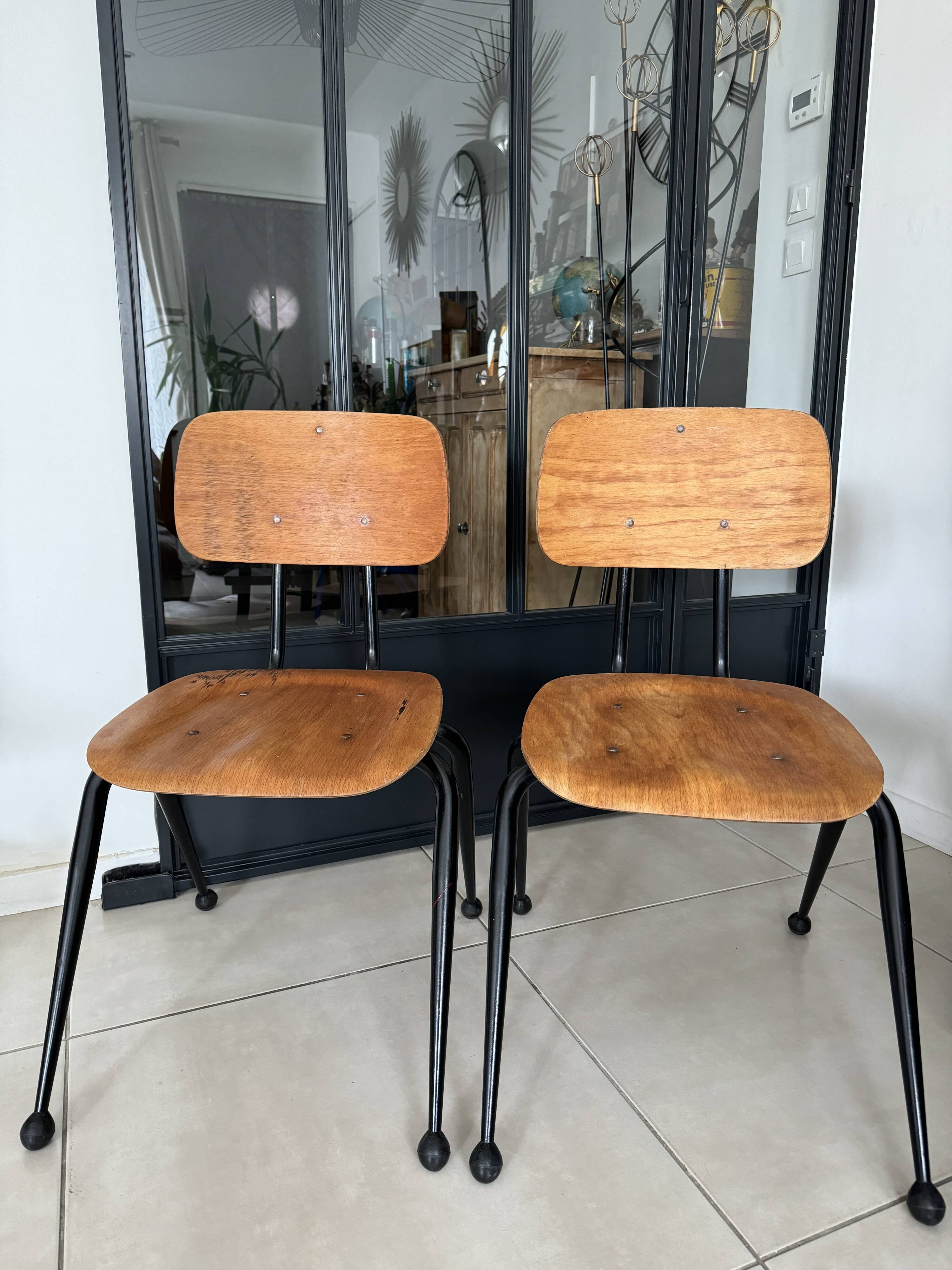 Vintage Mobilor school chair