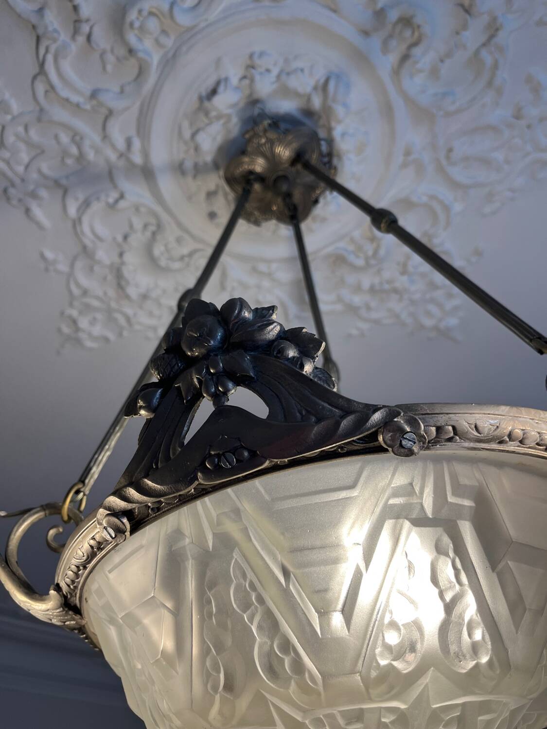 Art Deco glass foot chandelier