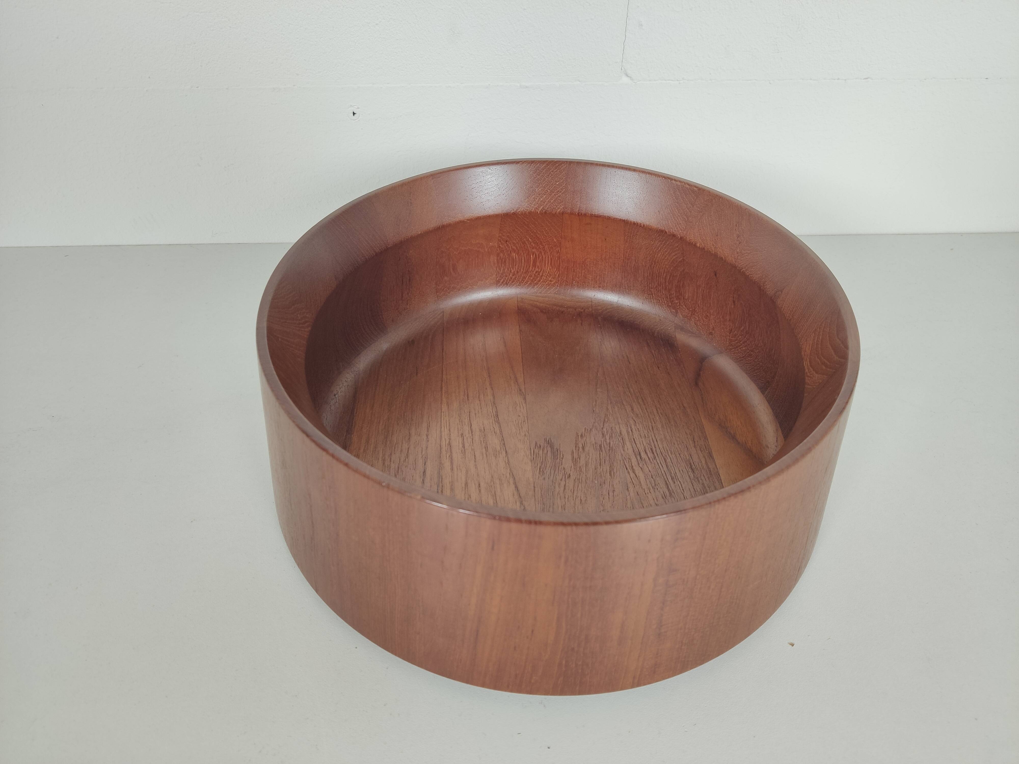Cutting board & teak bowl by Jens Quistgaard, Denmark 1960
