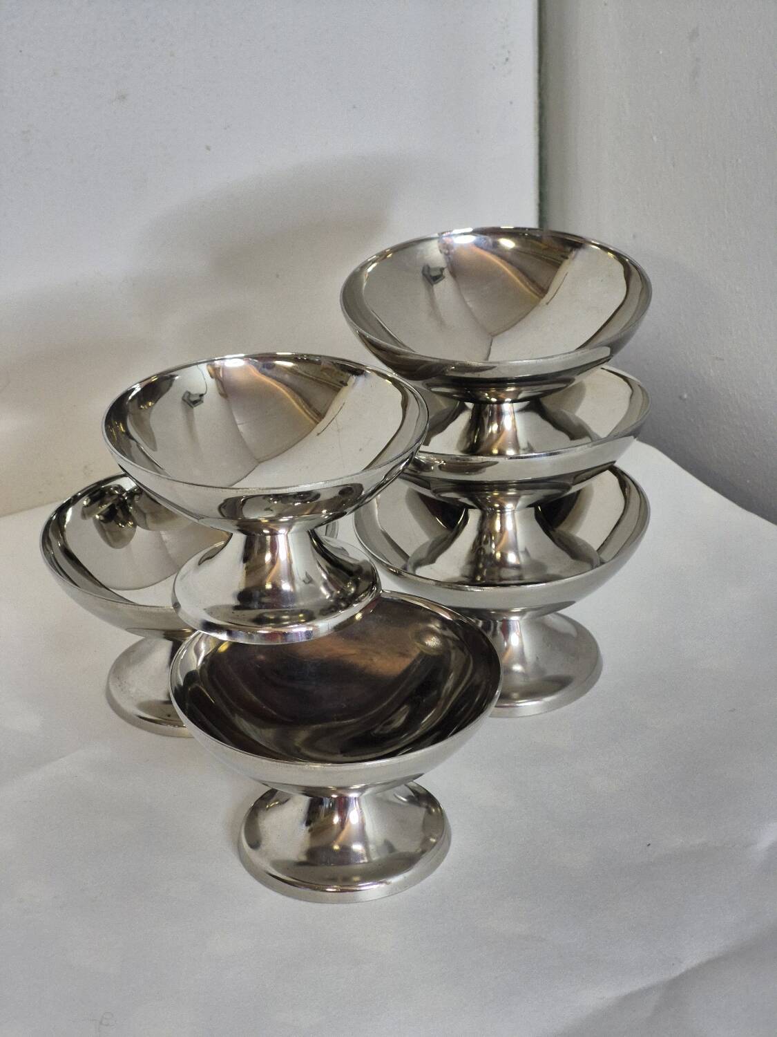 Stainless steel cups