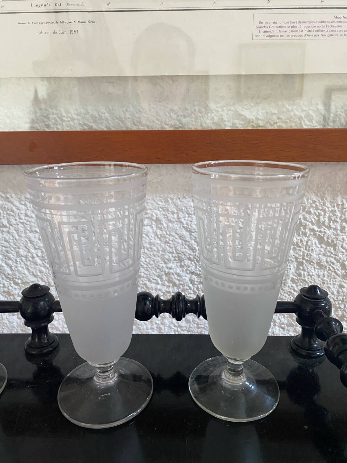 Lot de 4 verres à pied gravés de style Art Déco