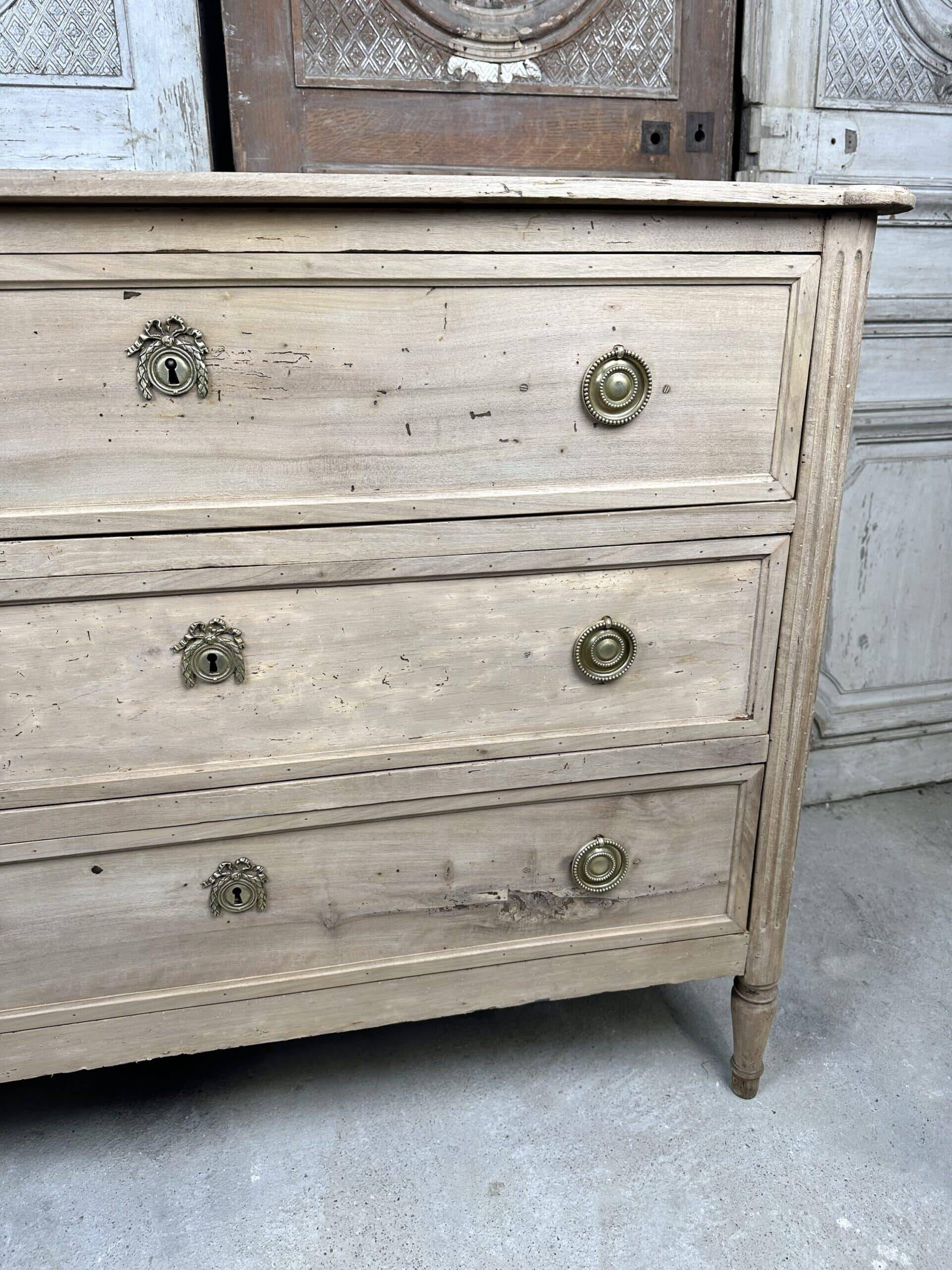 Louis XVI chest of drawers in bleached walnut circa 1800
