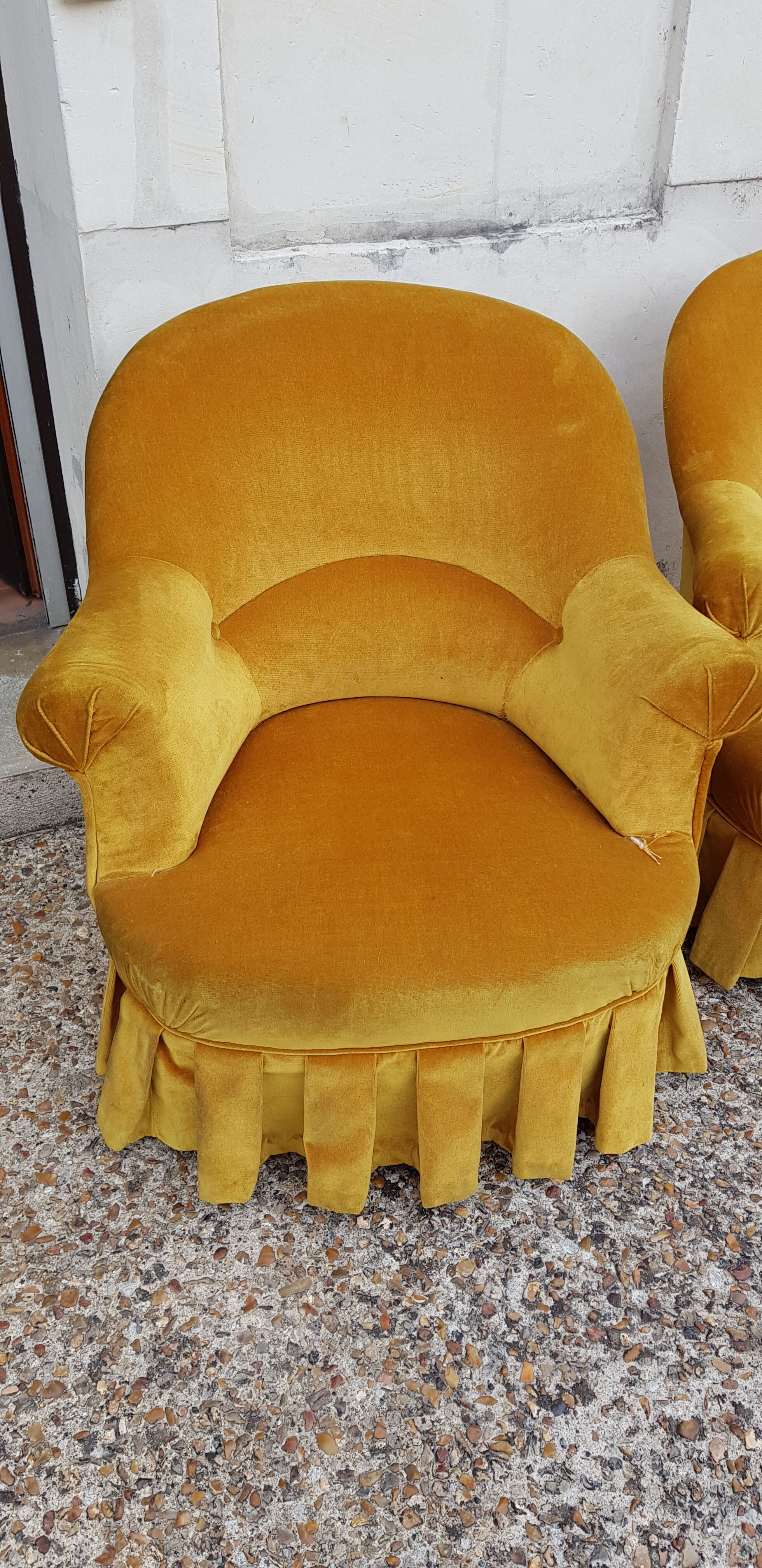 Pair of toad armchairs