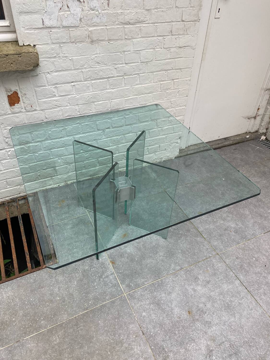Square glass coffee table by Peter Gyzchy 1970