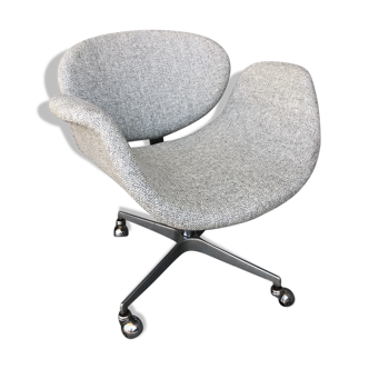 Fauteuil 'F163 little tulip'  Pierre Paulin