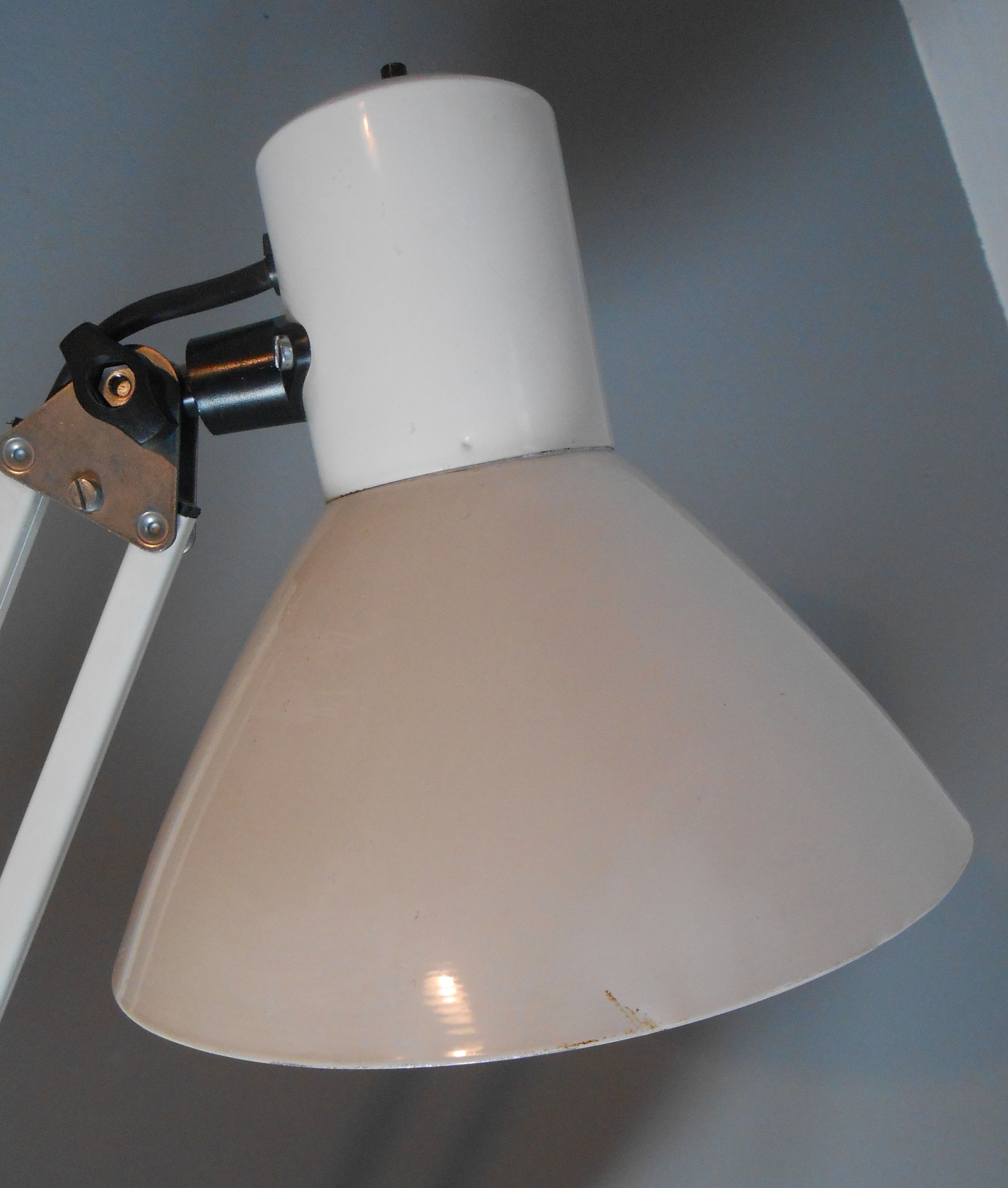 Lampe d'architecte, fabriqué en RDA
