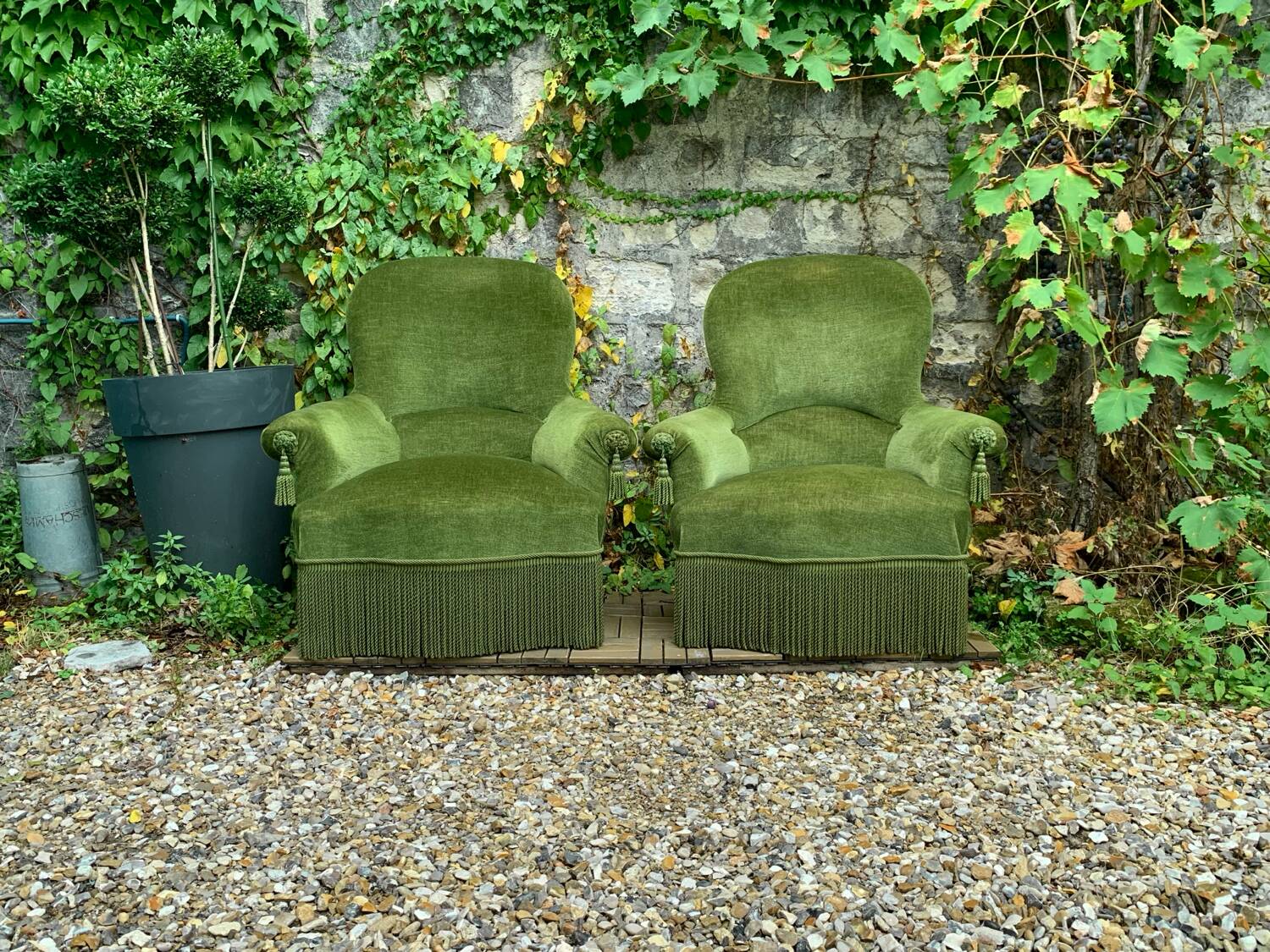 Pair of olive green velvet toad armchairs
