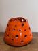 Lampe en céramique orange ajouré
