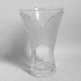 Vase Cristal d'Arques avec papillon relief en verre dépoli  Hauteur 20 cm