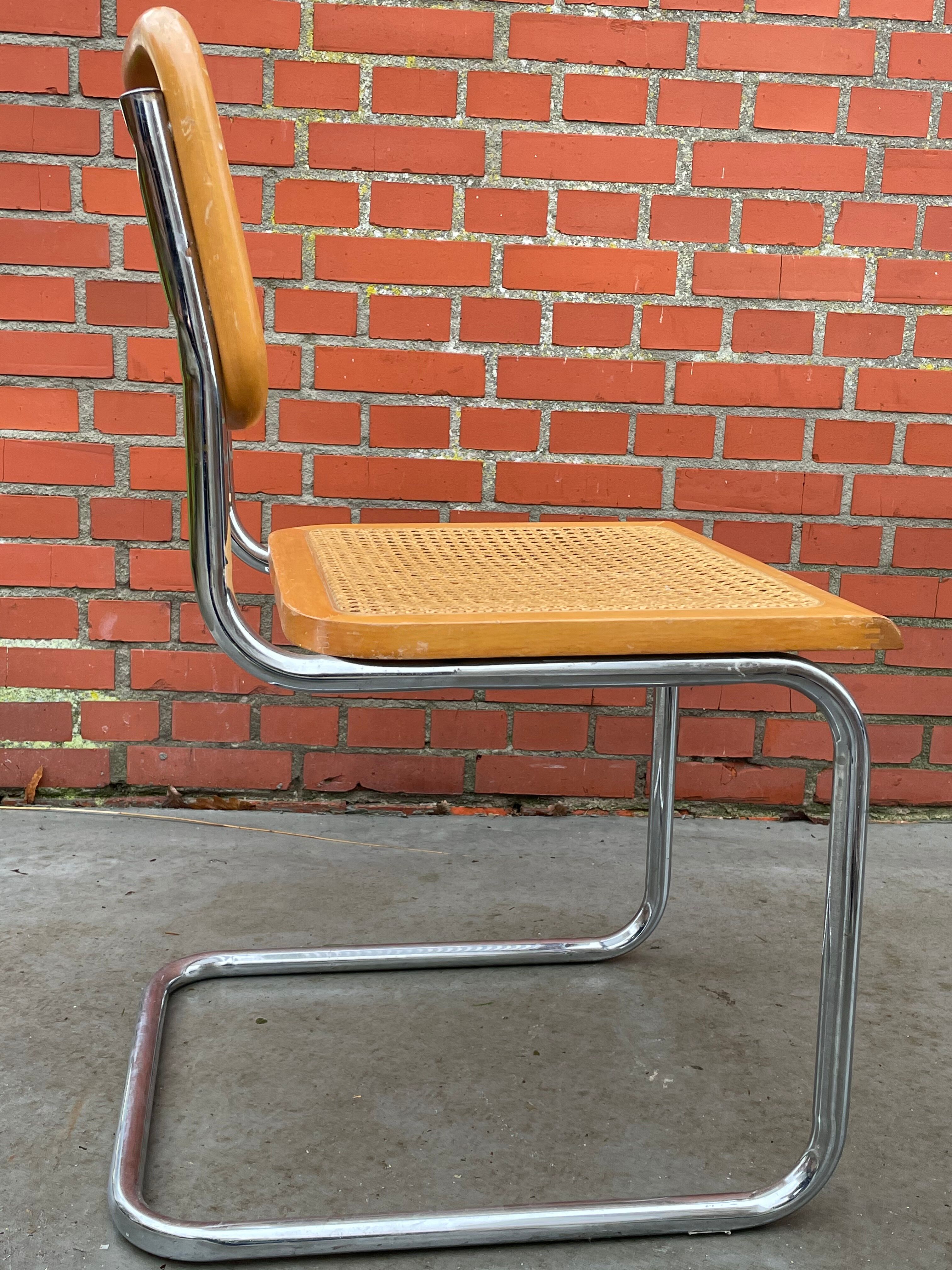 Cesca design chair b32 model