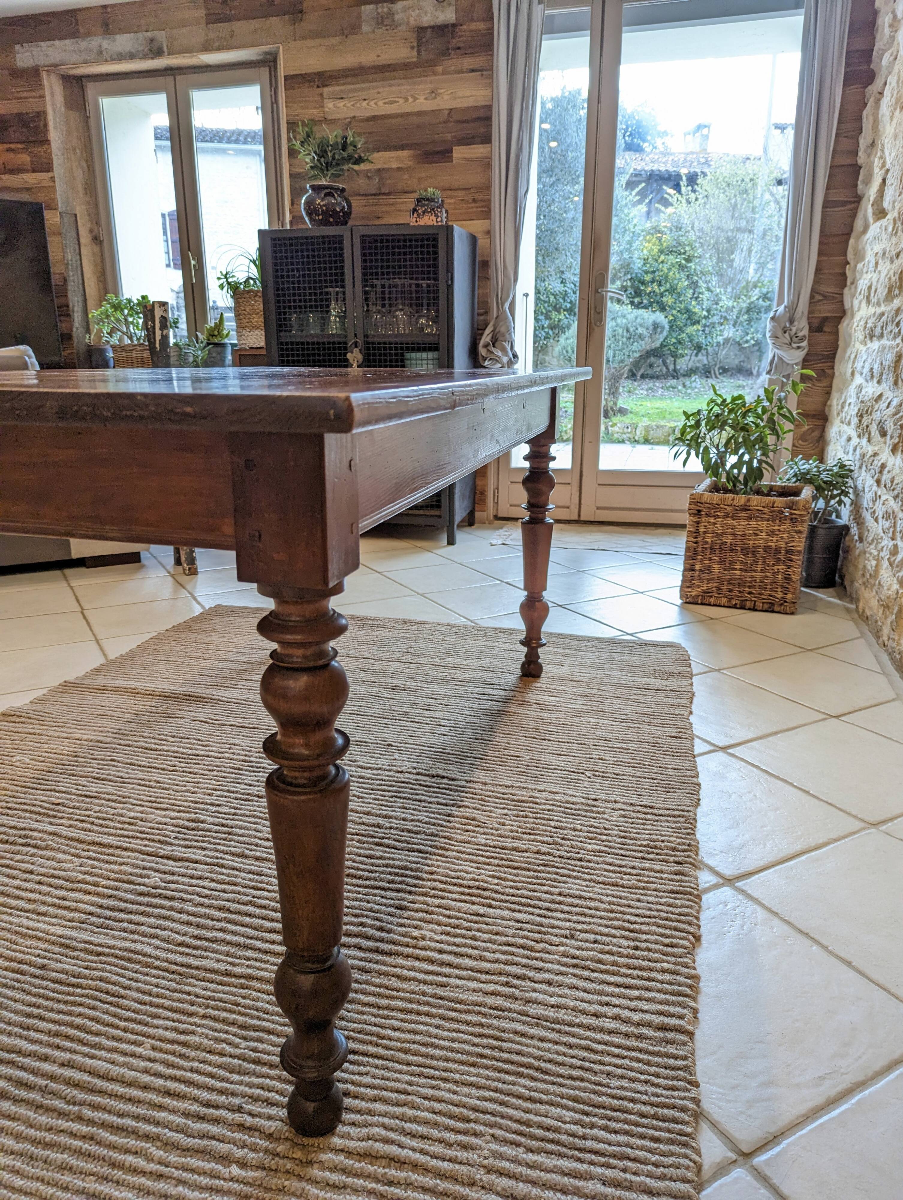 Farmhouse table