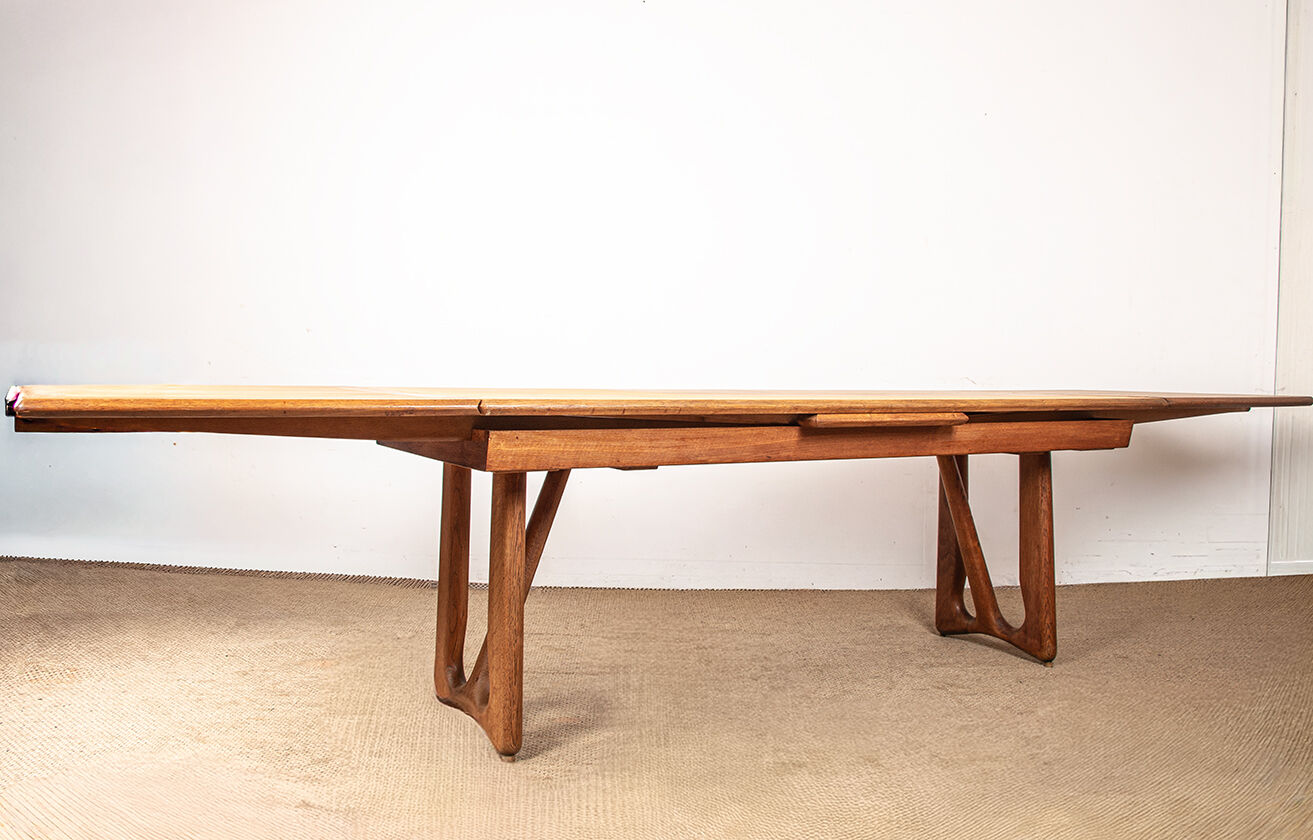 Large extendable dining table, 320 cm, in oak, Guillerme and Chambron.