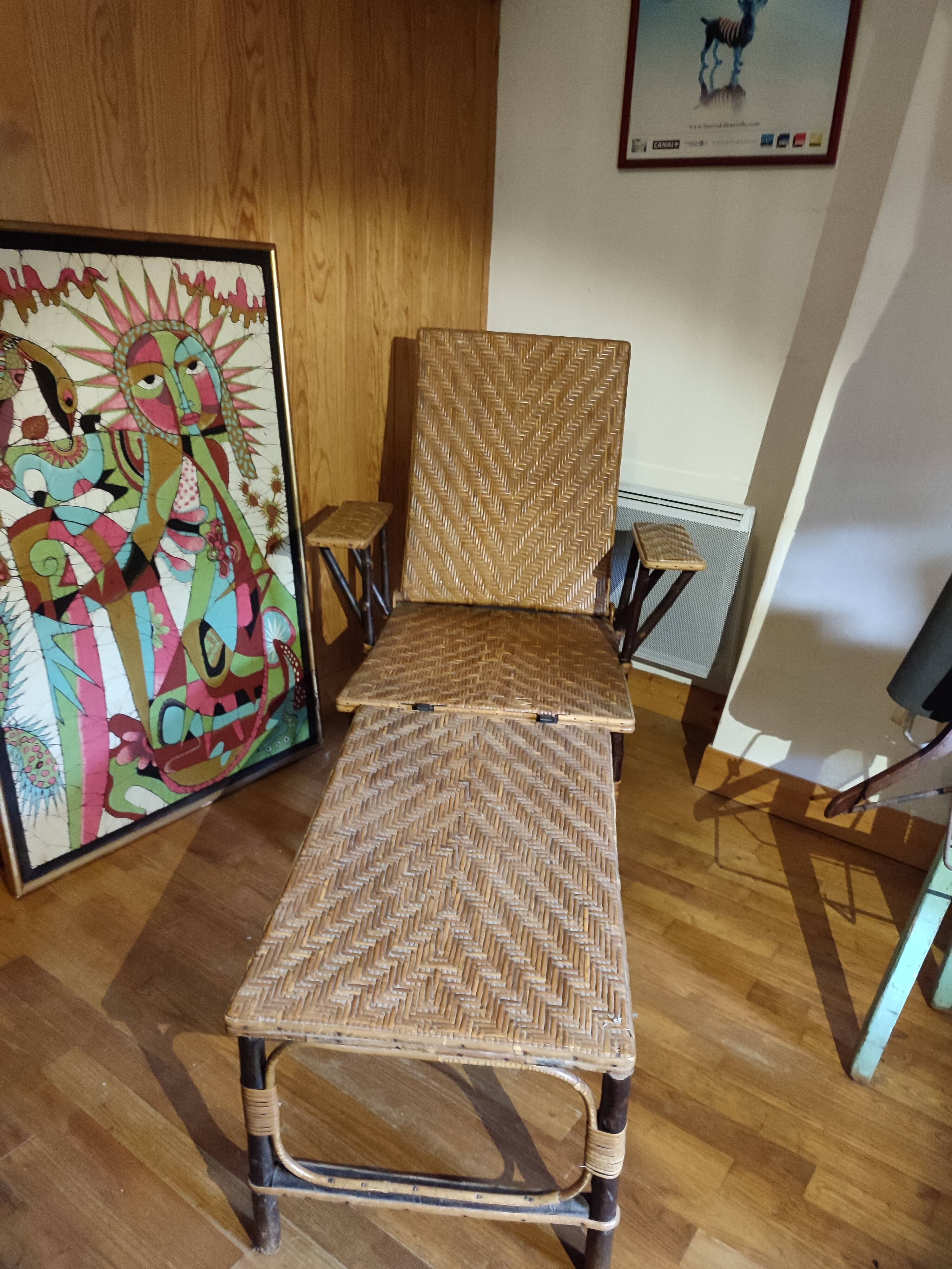 Braided rattan chaise longue 1920-30