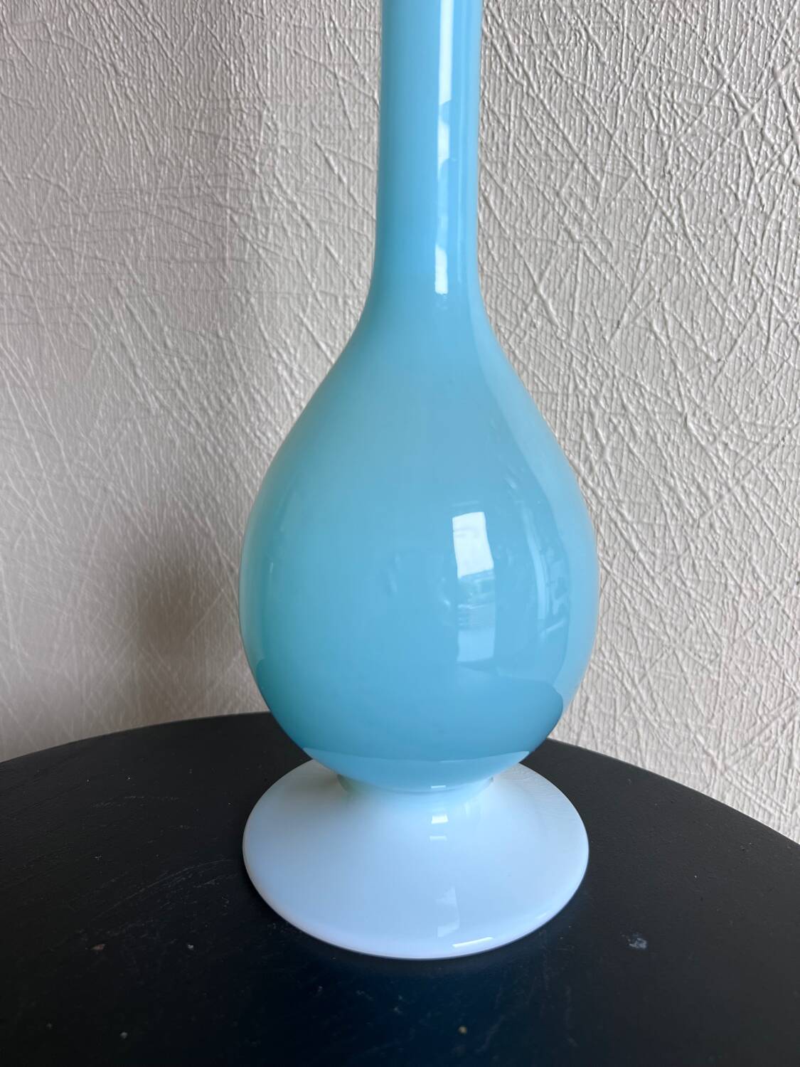 Vintage blue opaline soliflore