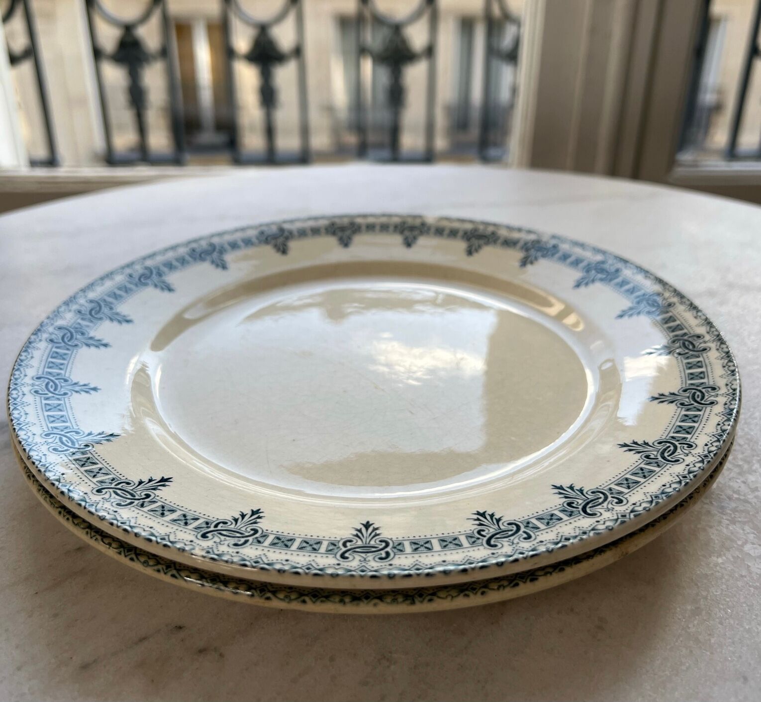 Lot de 2 assiettes Terre de fer Boëtie