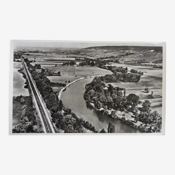 Aerial photograph LaPie 1958 The Marne downstream of Epernay Damery
