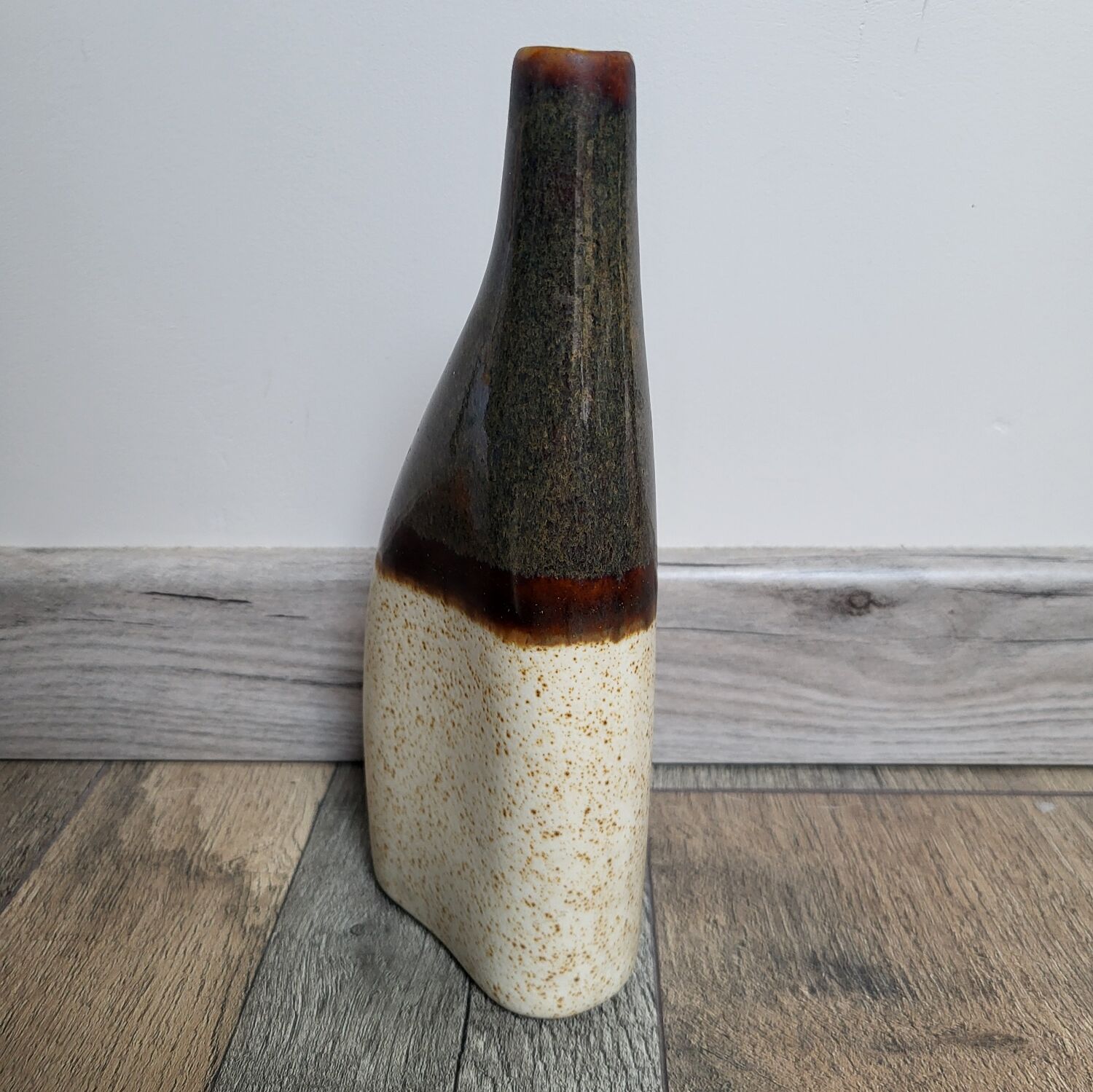 Ceramic Soliflore Vase / Finland / JM Studio