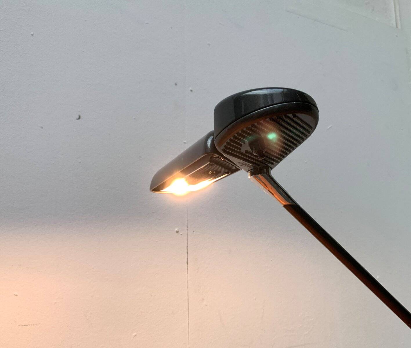 Postmodern Ring A400 table lamps by Bruno Gecchelin for Arteluce, Italy, 1970s, set of 2