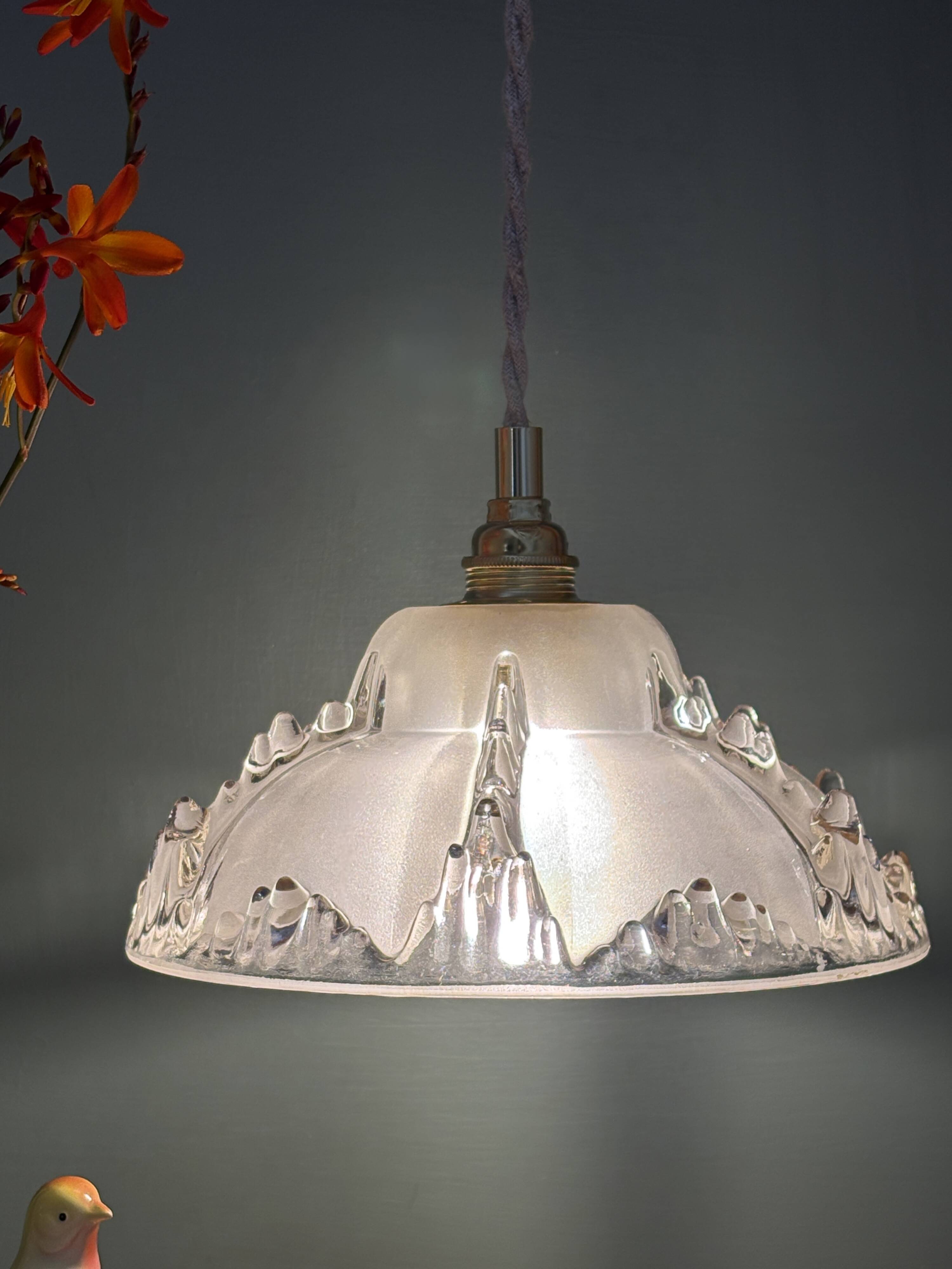 Vintage frosted glass pendant light (DF1)