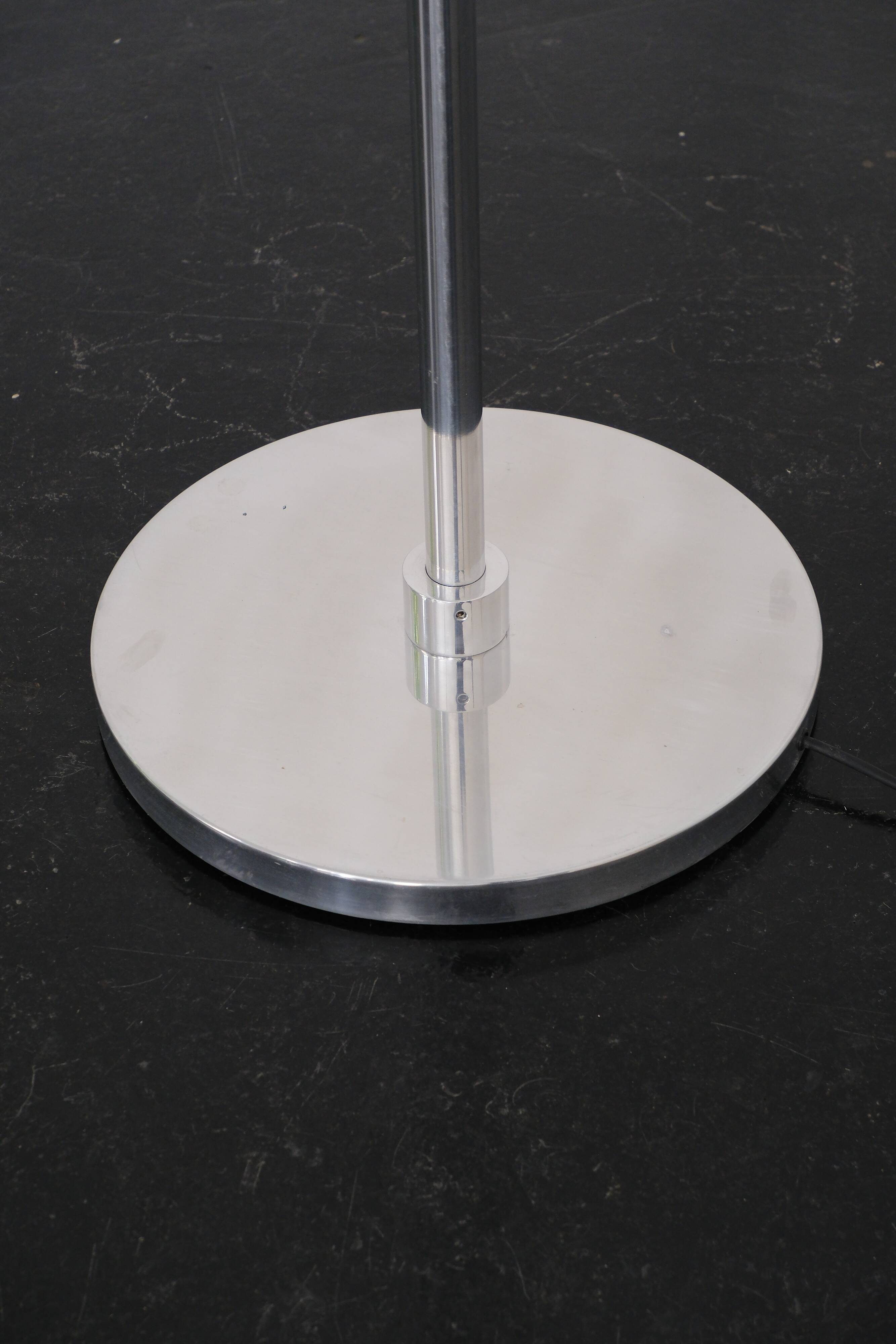 Lampadaire "Gatcpac F" par Josep Torres Clavé / Santa & Cole