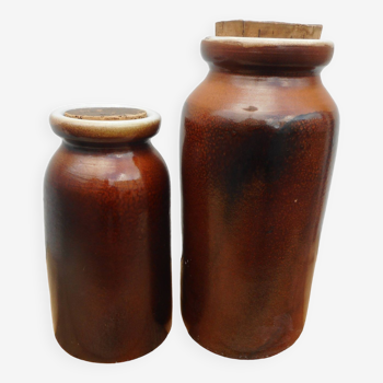 Two stoneware pots