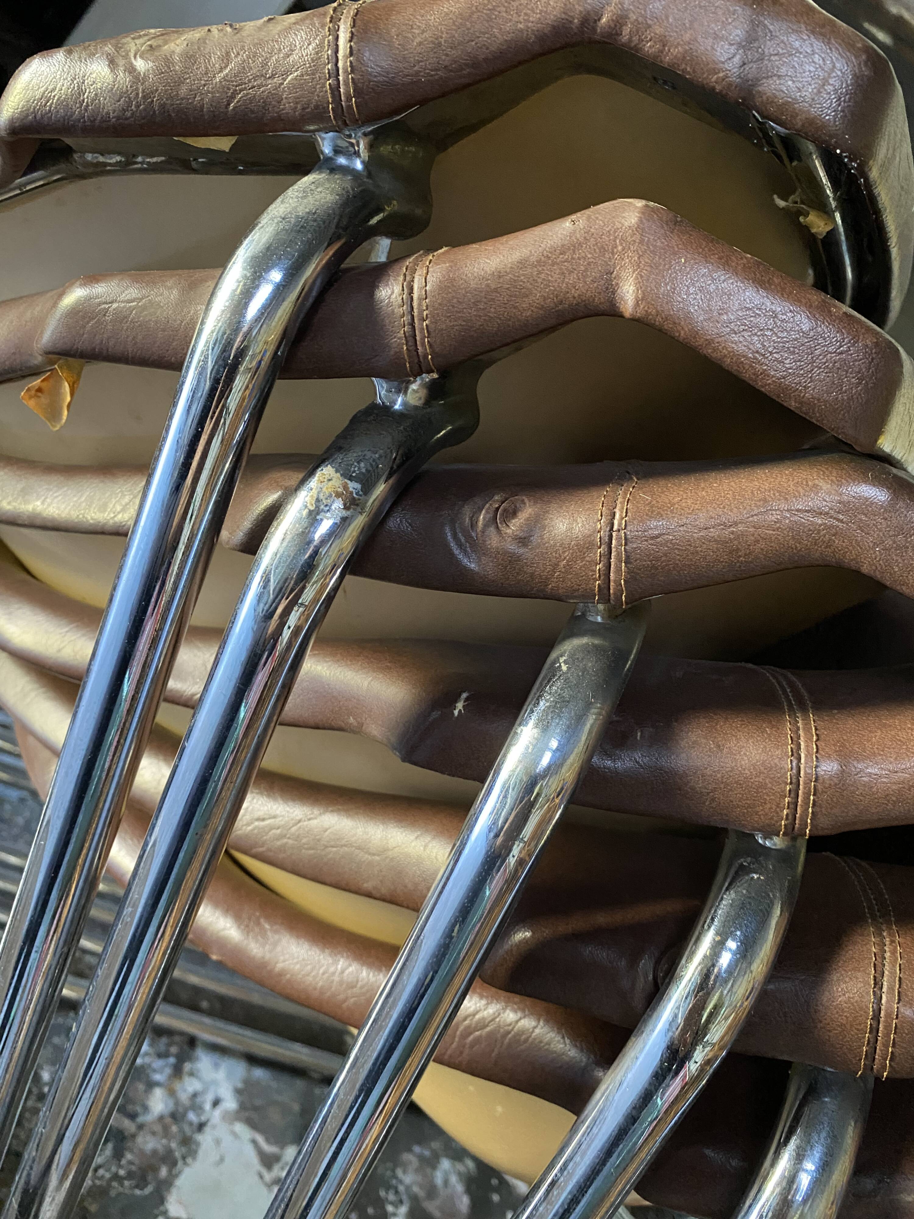 Designer chair - Steiner /kwok Hoi Chan