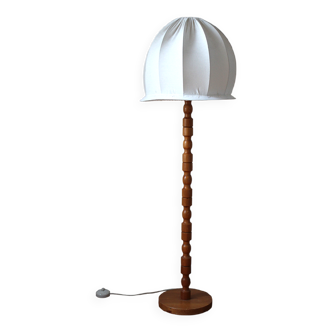 Sculpture floor lamp