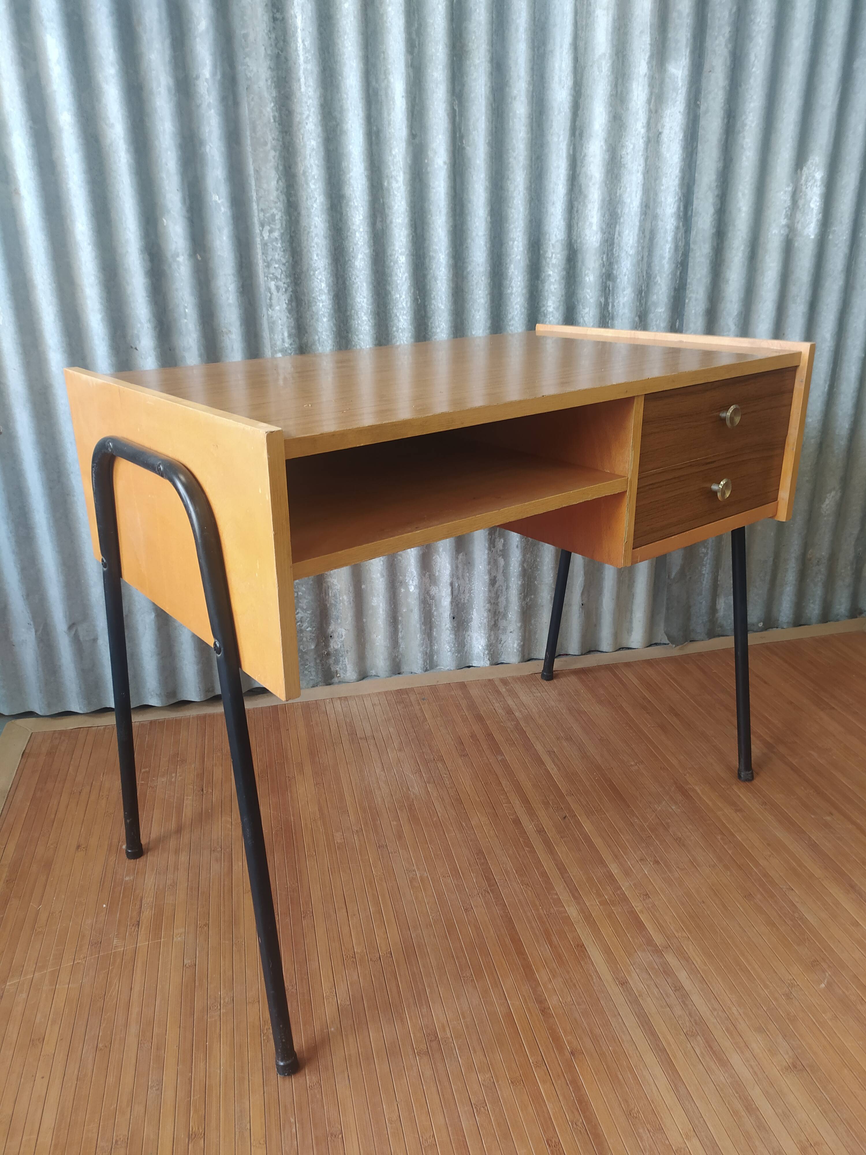Vintage office