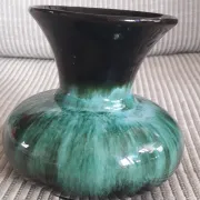 Vintage vase signed BMP Canada
