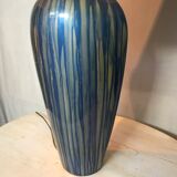 Ceramic table lamp