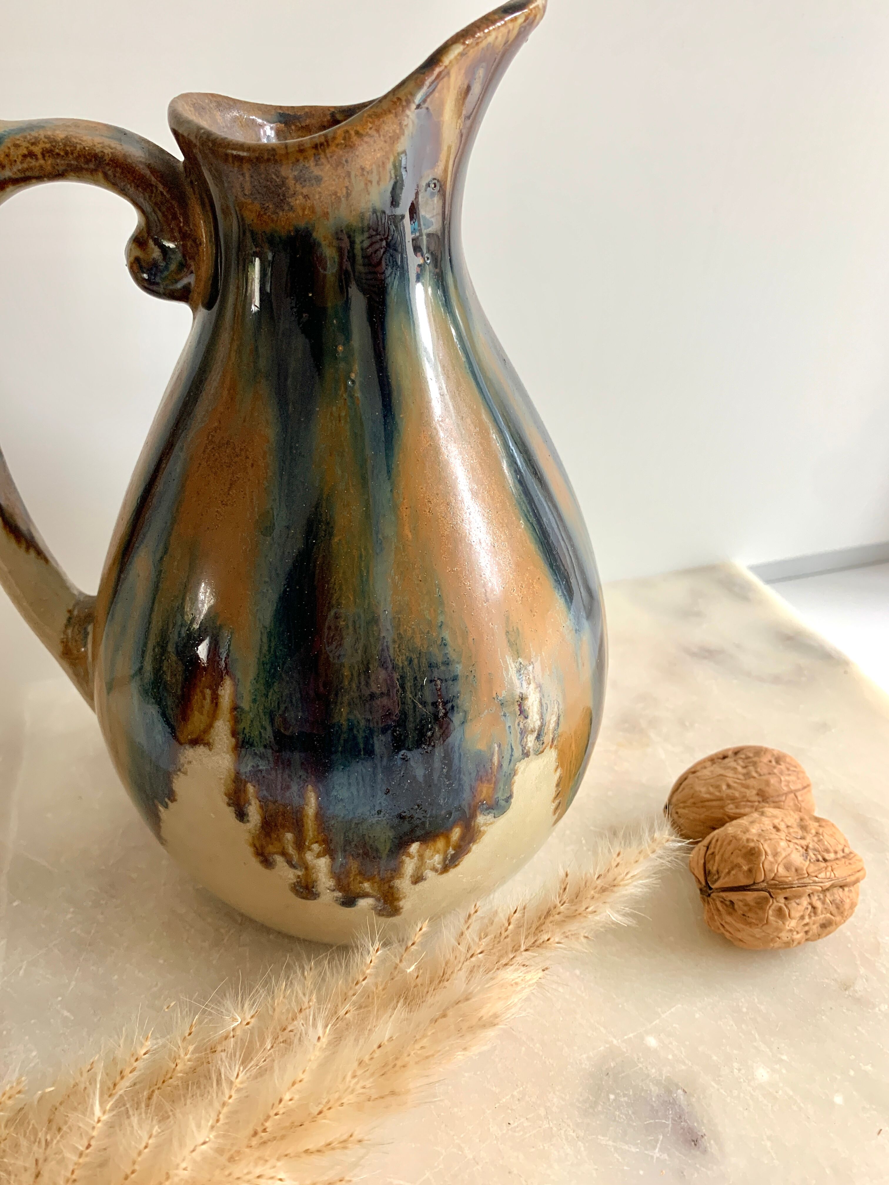 Pitcher in flamed sandstone