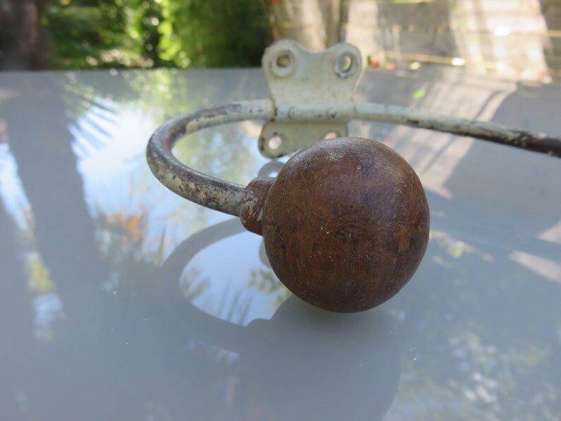 Patère bistro, metal and wood, 30/40