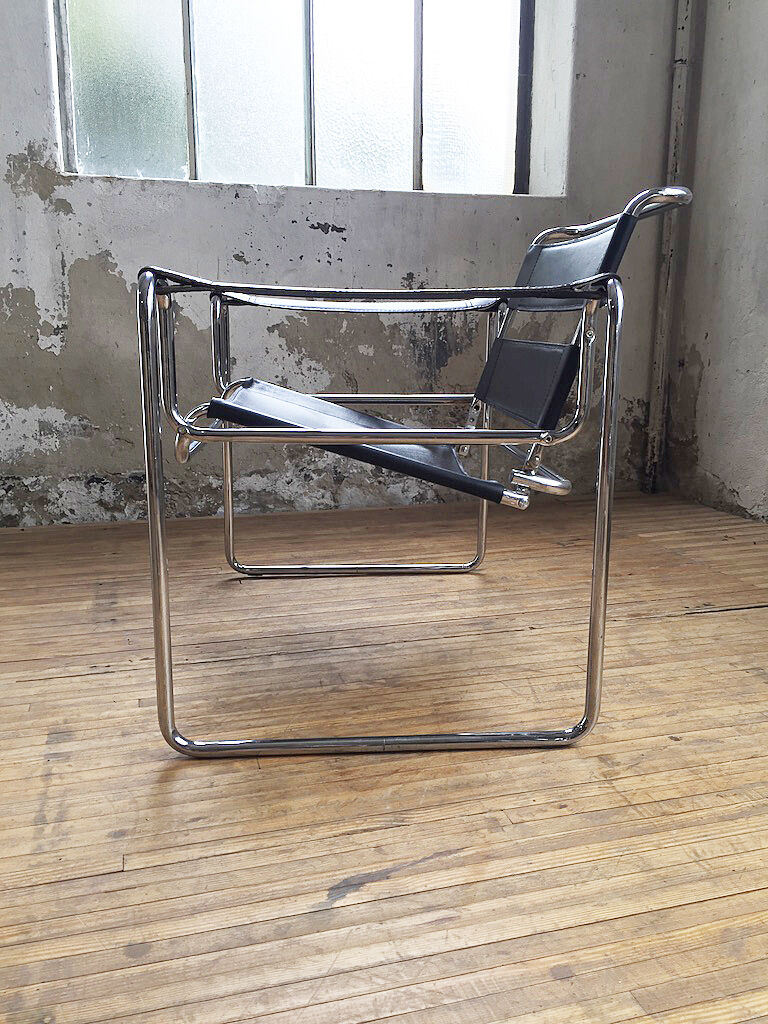 Bauhaus modernist leather chrome armchairs
