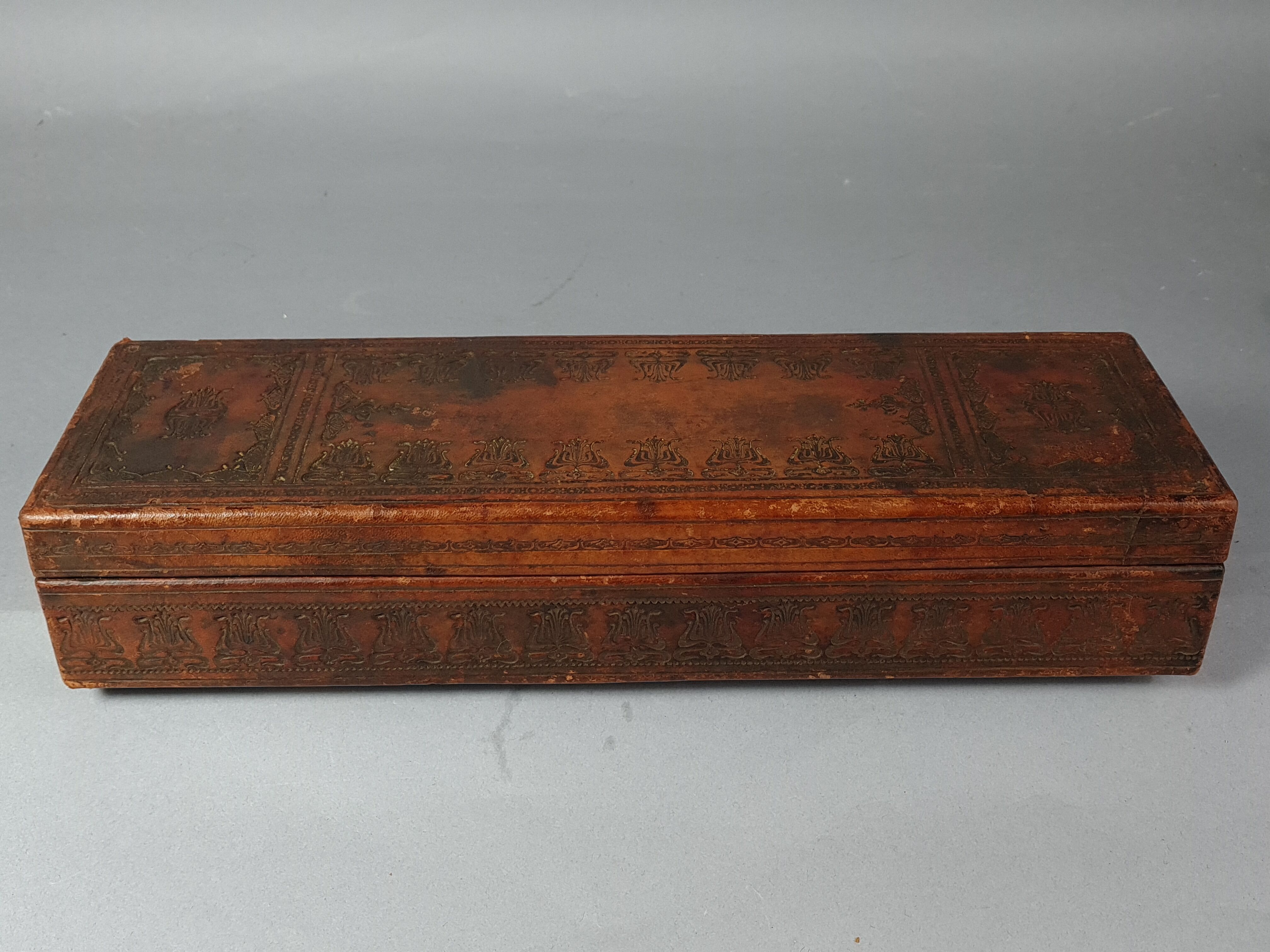 Leather box inner fabrics