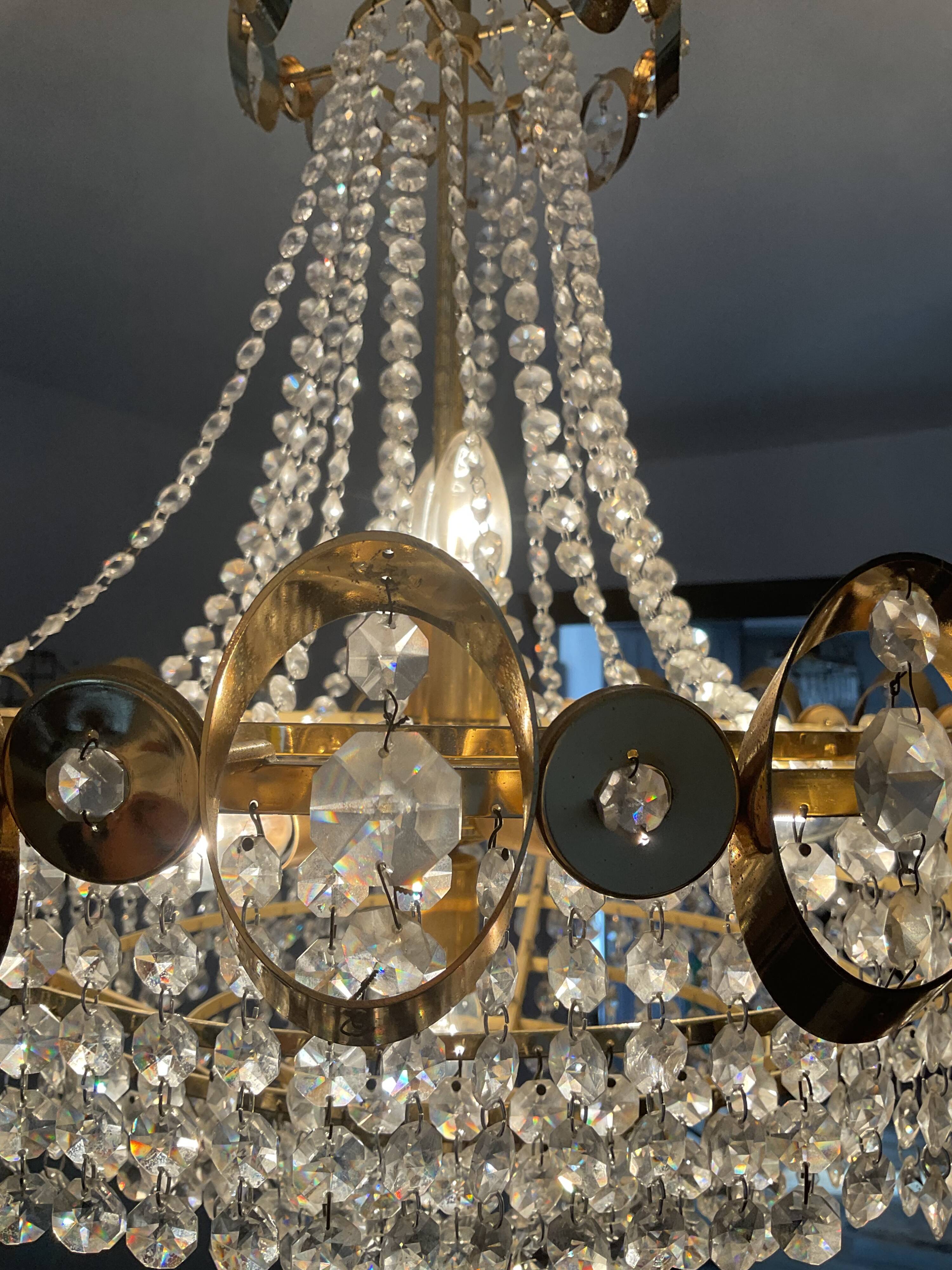 Waterfall chandelier with crystal grapevines and golden aluminum 60s-70s