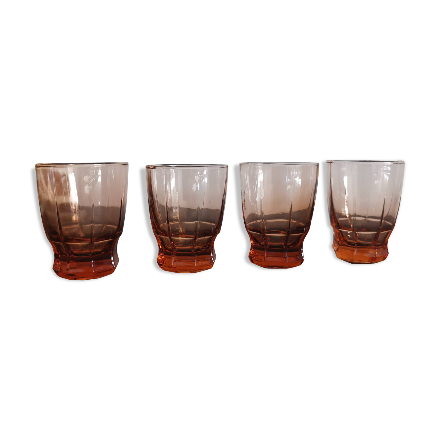Série de 4 verres à eau des années 30 rose fumé